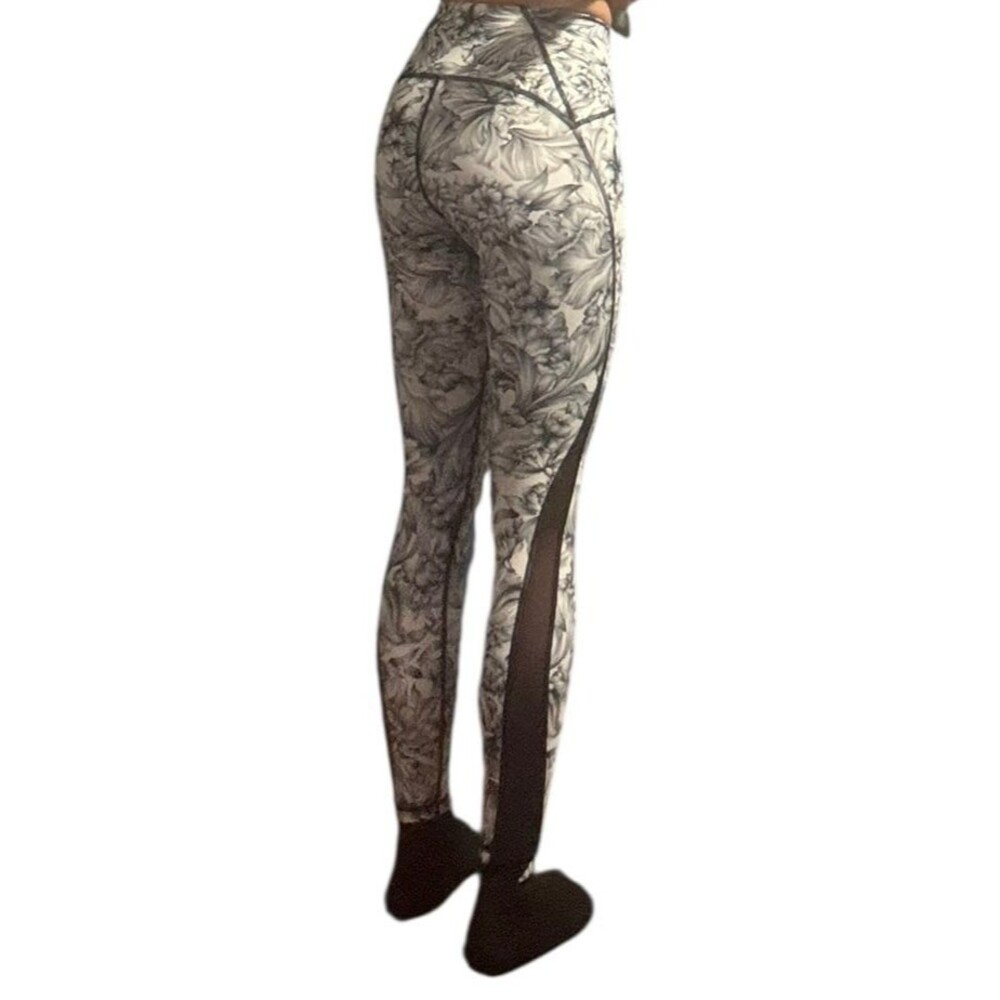 Lululemon Wunder Under Floral Print Side Mesh Leggings Size 2